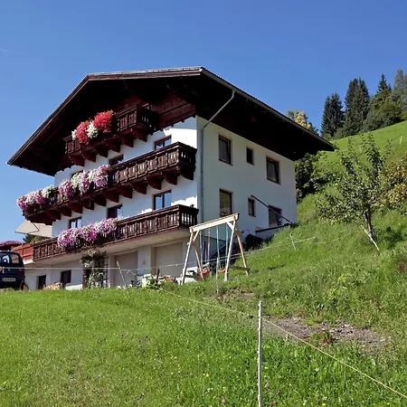 Apartment Cozy Apartment in Sankt Johann im Pongau near Ski Area
