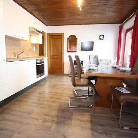 Apartment Cozy Apartment in Sankt Johann im Pongau near Ski Area *